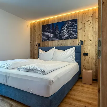 Apartment Chalet1500 Hirsch - Ski-in Ski-out Apartment! *