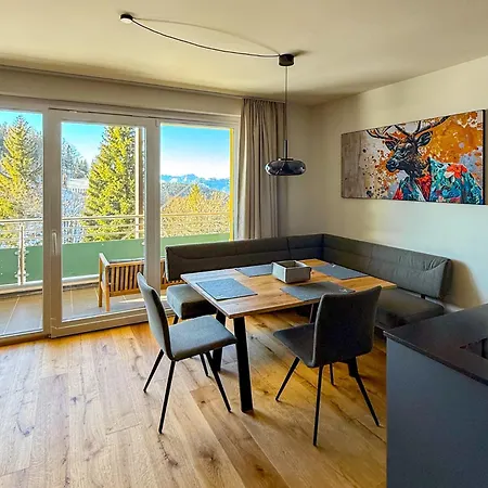 Apartment Chalet1500 Hirsch - Ski-in Ski-out Apartment!