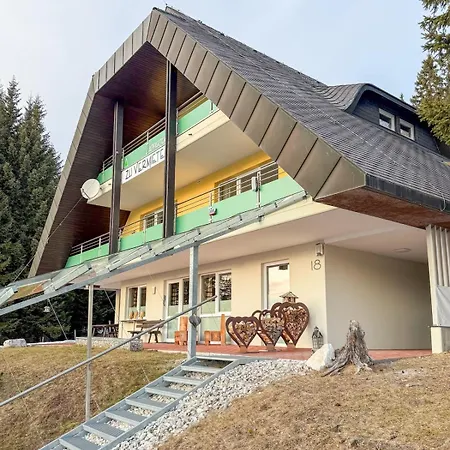 Chalet1500 Hirsch - Ski-in Ski-out Apartment! Treffen